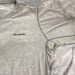 Columbia Short Sleeve